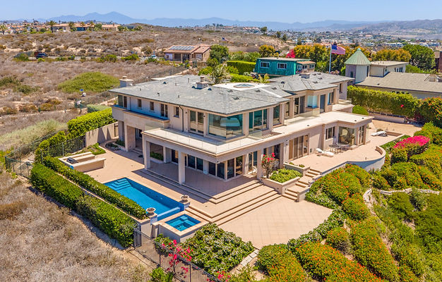 Contemporary Sherman Oaks Design
