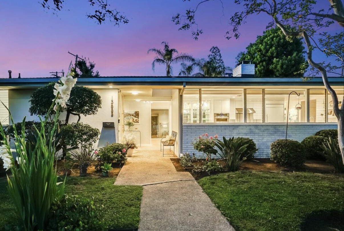 Mid-Century Modern Sherman Oaks